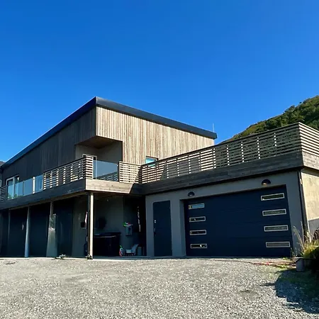 Villa Superior With Superb View